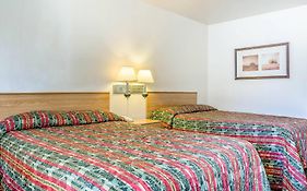 Rodeway Inn Magic Mountain Area